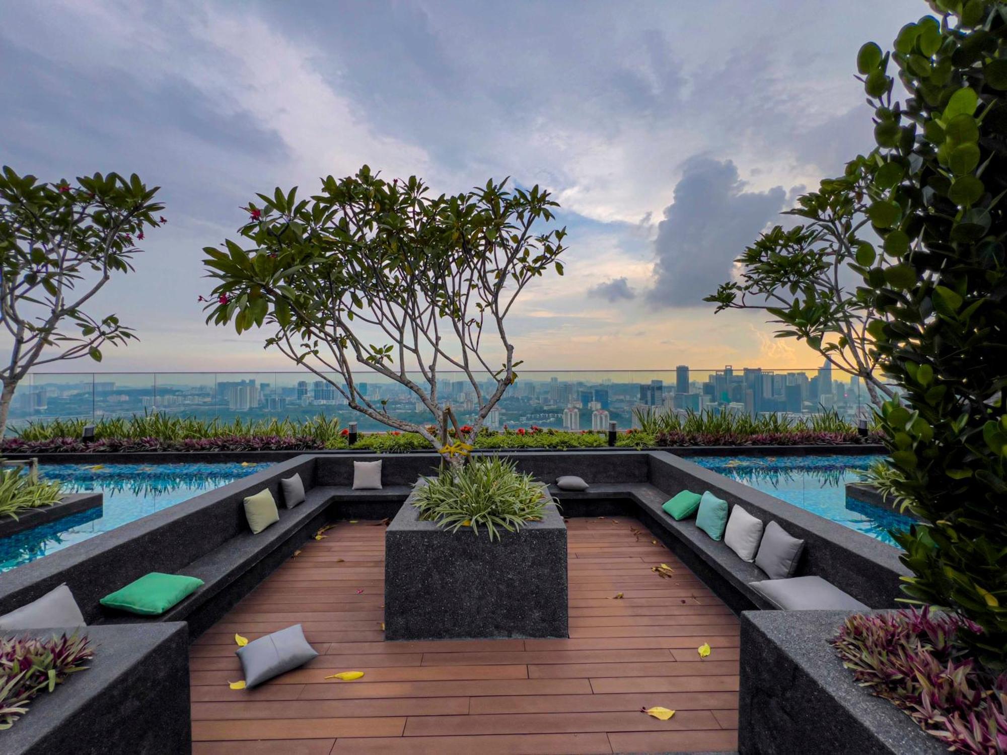 Sky Pool Suites Kl Sentral - Riveria City Kuala Lumpur Zewnętrze zdjęcie