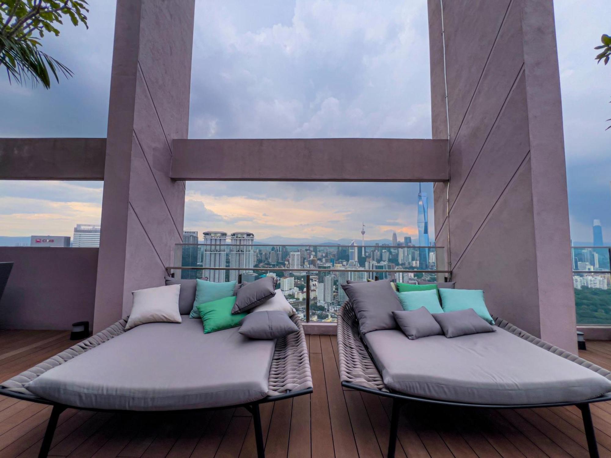 Sky Pool Suites Kl Sentral - Riveria City Kuala Lumpur Zewnętrze zdjęcie