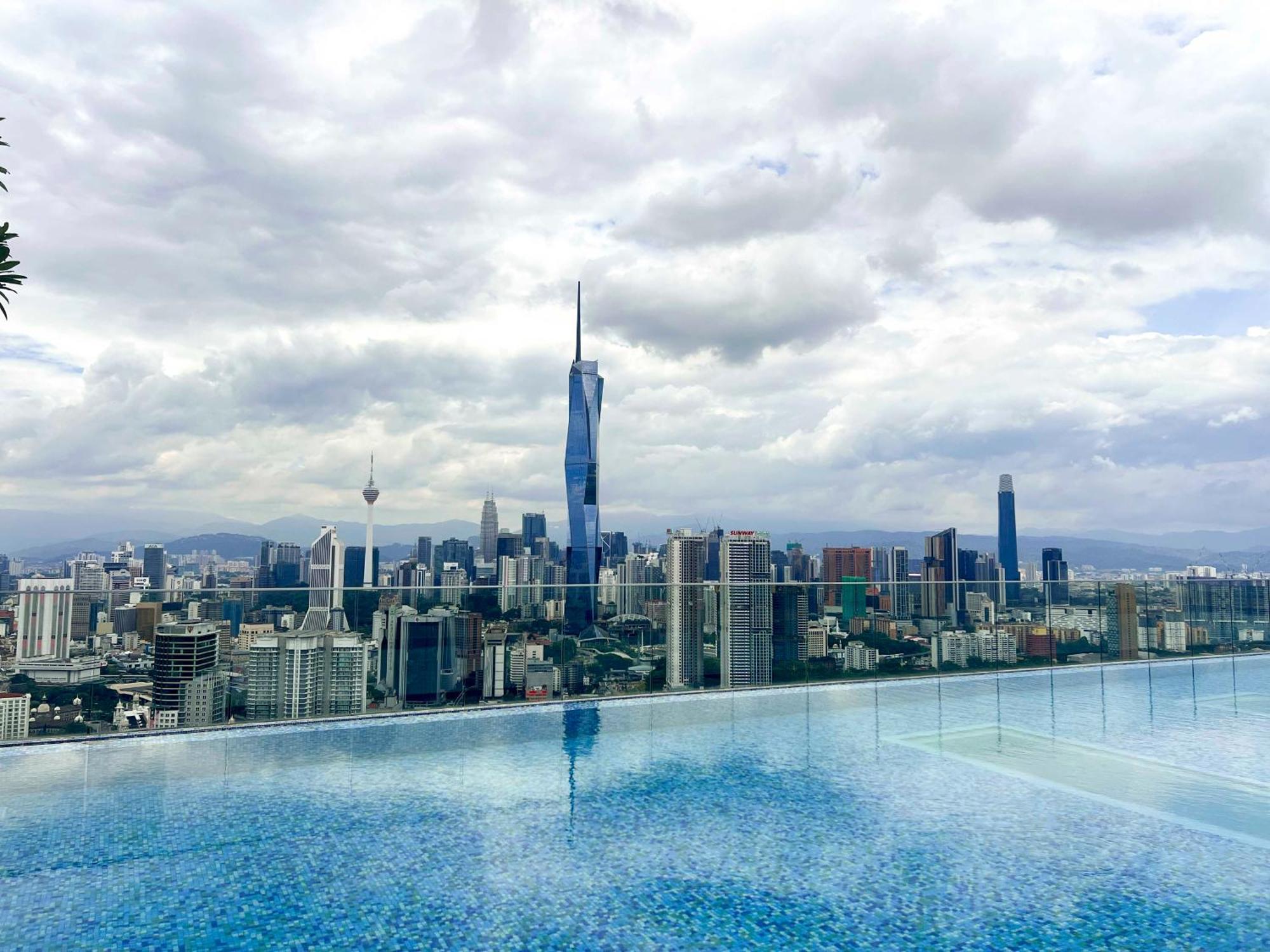 Sky Pool Suites Kl Sentral - Riveria City Kuala Lumpur Zewnętrze zdjęcie