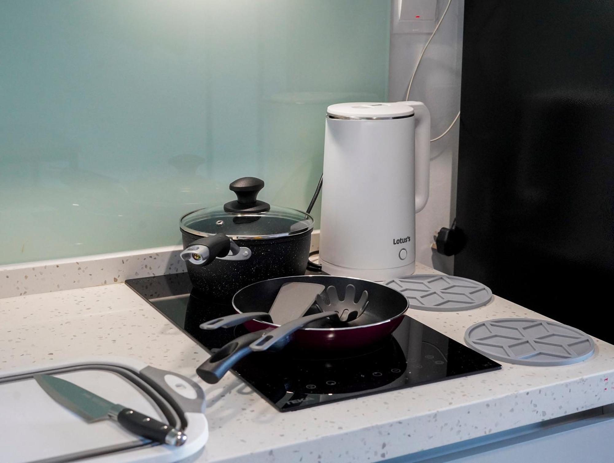 Sky Pool Suites Kl Sentral - Riveria City Kuala Lumpur Zewnętrze zdjęcie